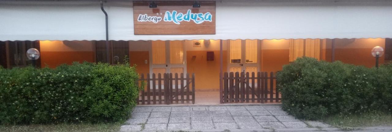 Albergo Medusa Punta Marina Exterior foto