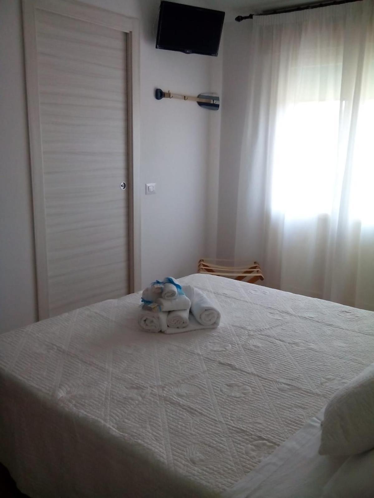 Albergo Medusa Punta Marina Exterior foto